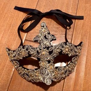 🌙 Black Costume Mask w/ Gold Details